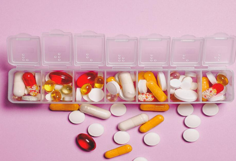 drugs in pill pot